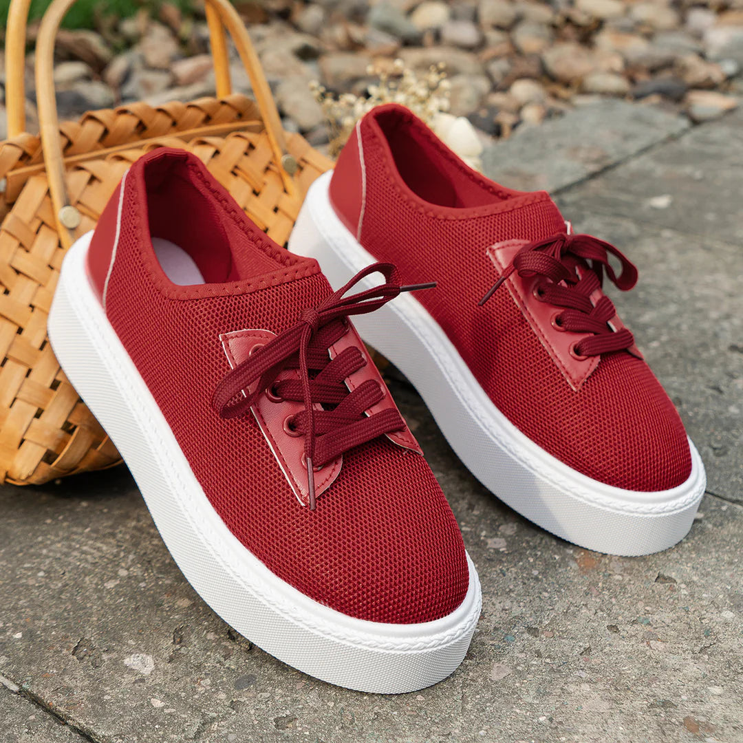 Nova Rise Platform Sneaker