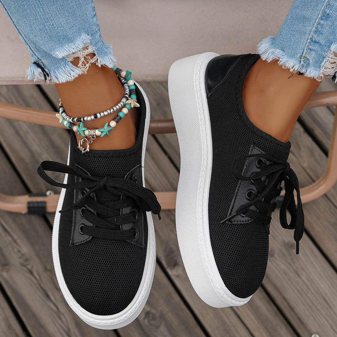 Nova Rise Platform Sneaker