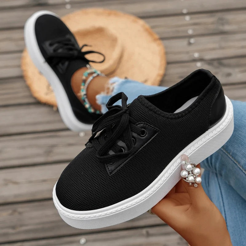 Nova Rise Platform Sneaker