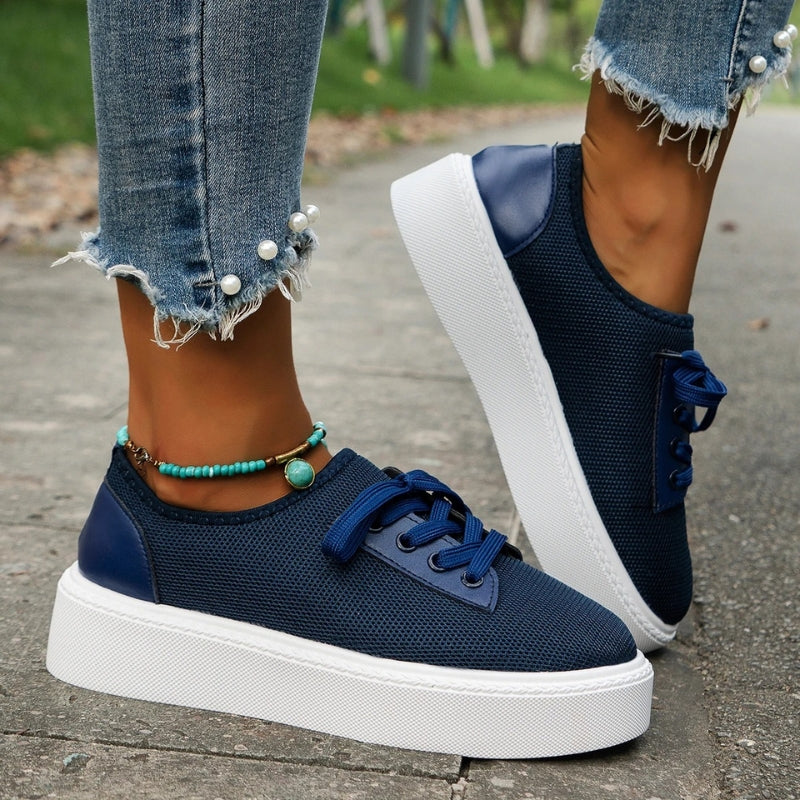 Nova Rise Platform Sneaker
